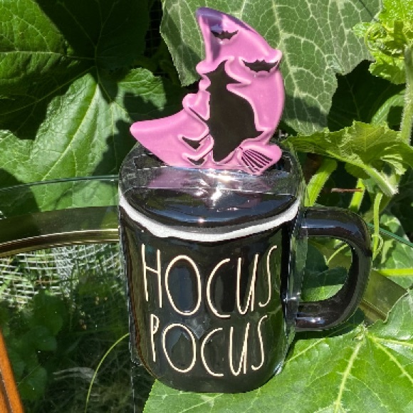 Rae Dunn Other - Rae Dunn Hocus Pocus mug with topper